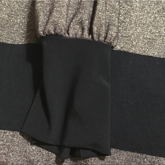 ☘️Tiana B. Gold & Black Stretch Dress☘️ - Picture 5 of 6